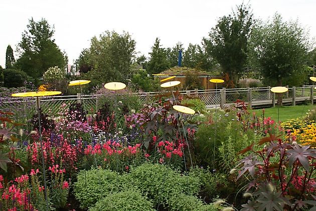 Park der Gärten Bad Zwischenahn - Het Tuinpad Op / In Nachbars Garten